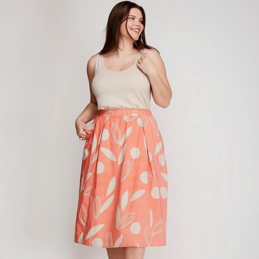 NWOT Lane Bryant Peach and Cream Circle Skirt